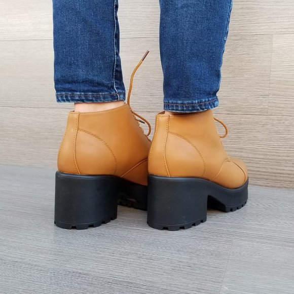 Grunge Chunky heel platform booties - Picture 7 of 8